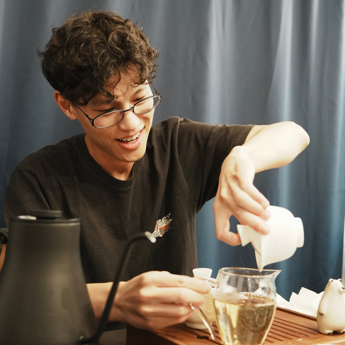 The Ladder of Time: Bulang Mountain Raw Pu-erh Vertical Tasting