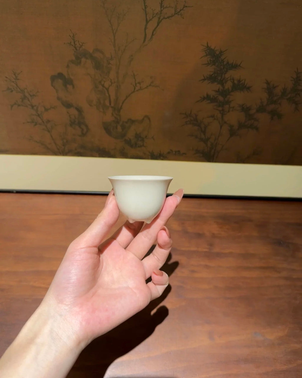 Grass Ash Glaze Three-Leg Gongfu Tea Cup